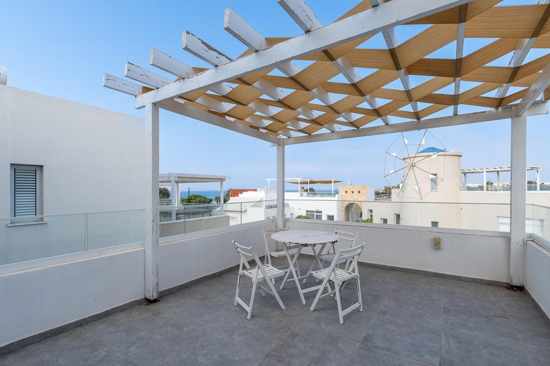 Blue Diamond Beach Villas Paphos Esterno foto
