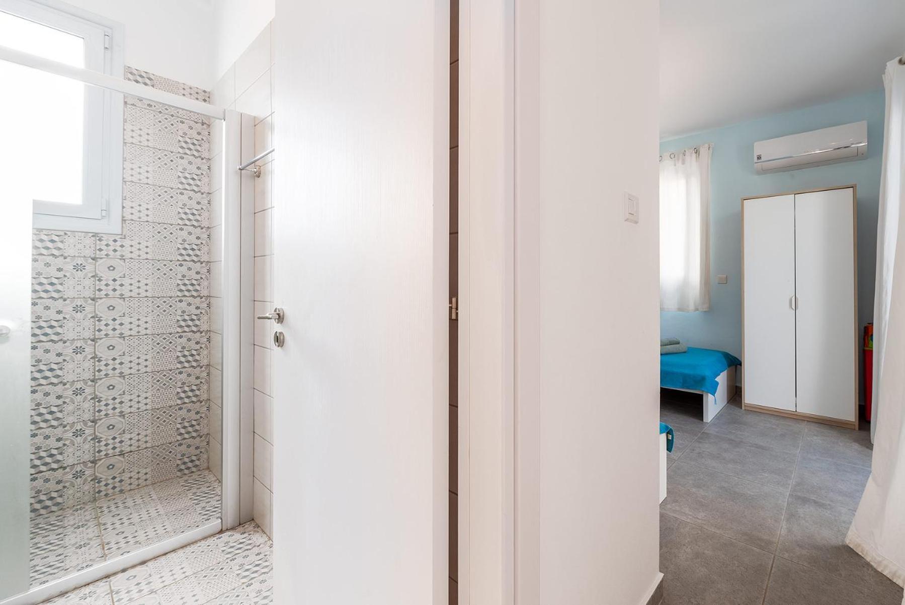 Blue Diamond Beach Villas Paphos Esterno foto