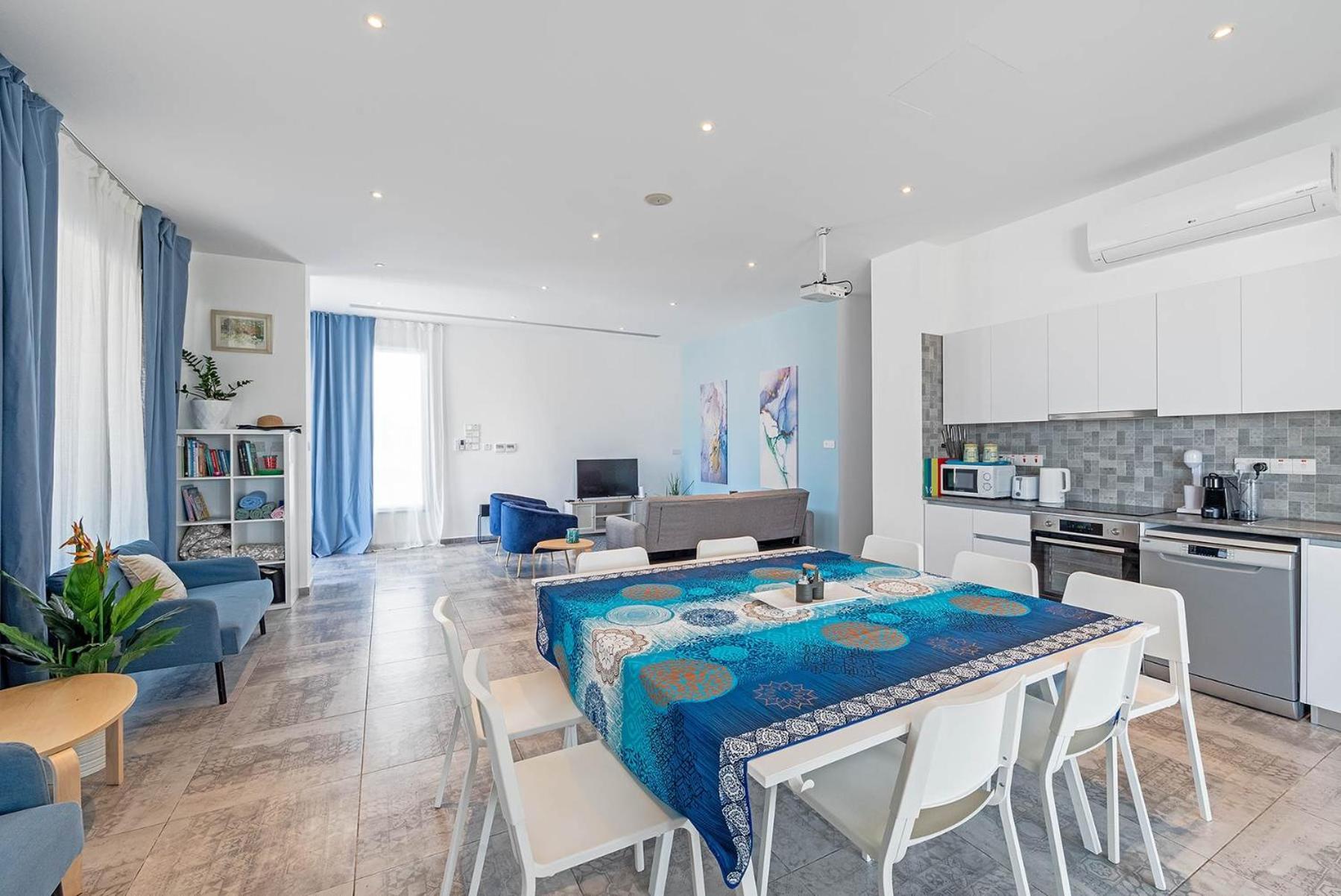 Blue Diamond Beach Villas Paphos Esterno foto
