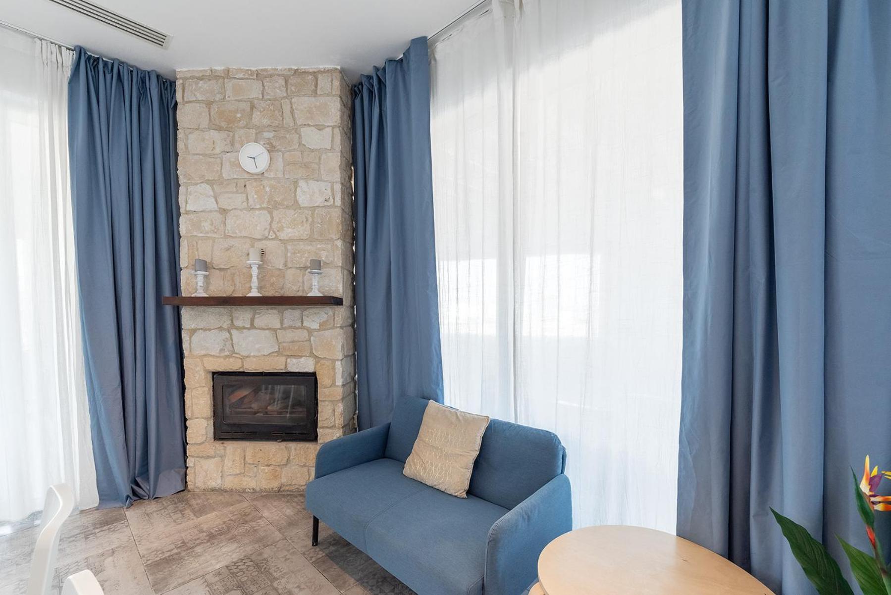 Blue Diamond Beach Villas Paphos Esterno foto